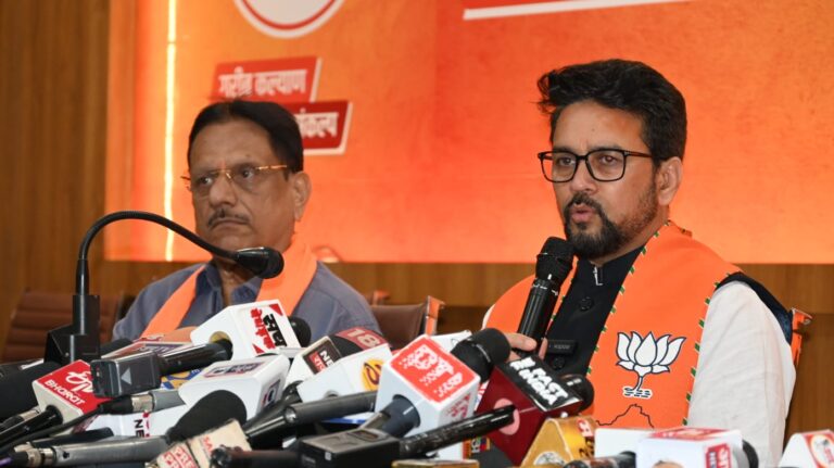 राजस्थान की जनता अपराध और लूट से परेशान जनता ने कांग्रेस सरकार को हटाने का मन बना चूकी है –  अनुराग ठाकुर