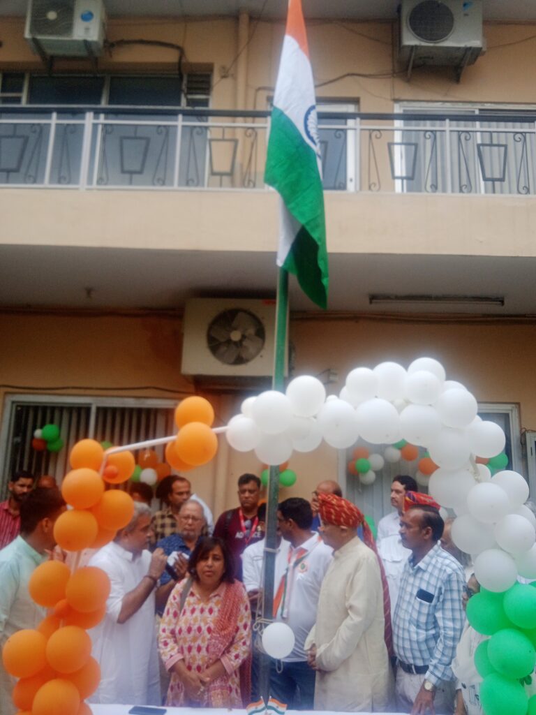 पिंकसिटी प्रेस क्लब मे मनाया गया स्वतंत्रता दिवस