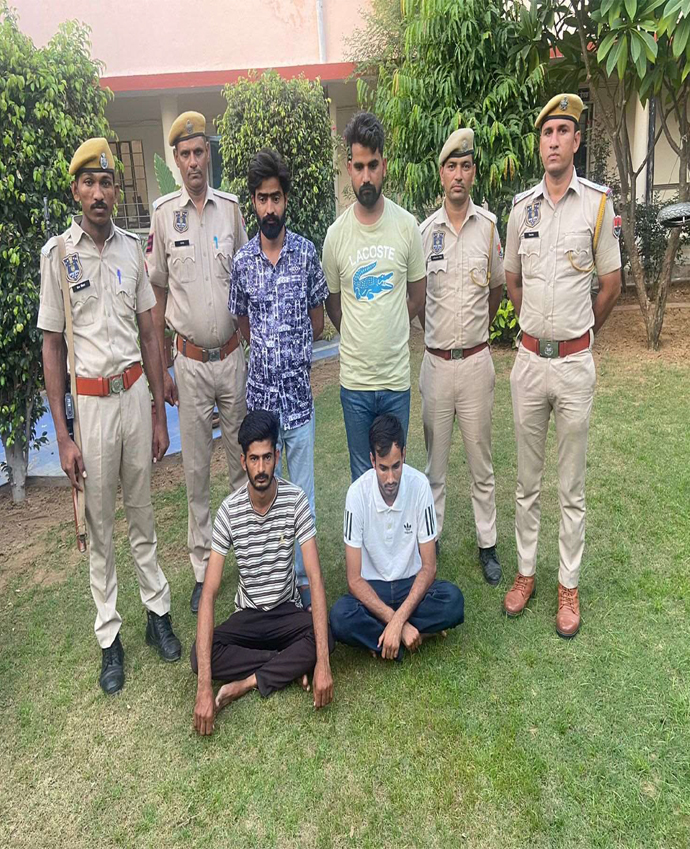 काम के रुपये मांगने पर अपहरण कर मारपीट करने वाले गिरफ्तार 