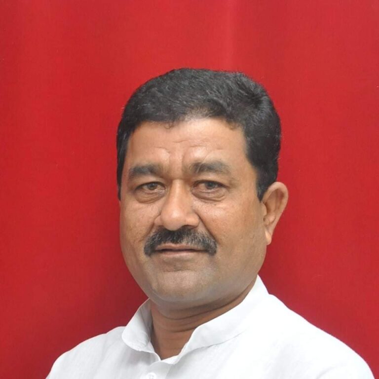 राज्य कर्मचारियों की आक्रोश रैली को व्यापक समर्थन