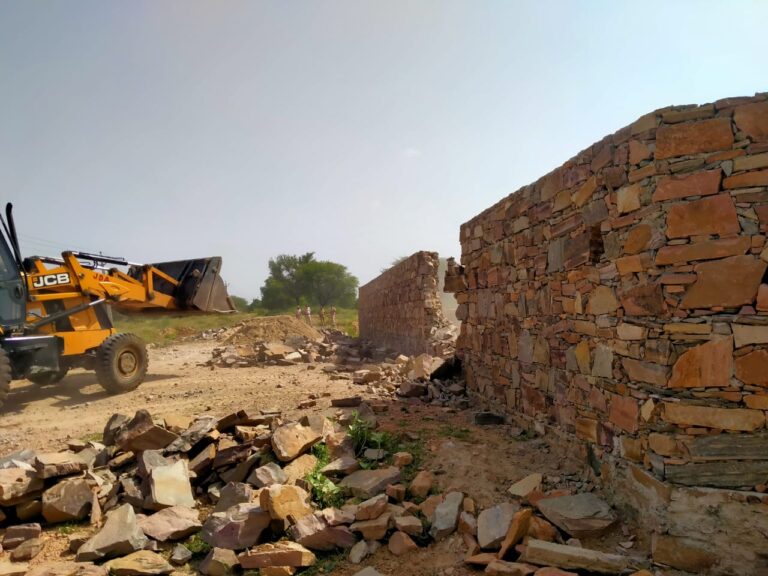 51 बीघा भूमि पर  अवैध कॉलोनियों बसाने के प्रयास को किया विफल