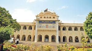 स्कूल कॉलेज के आप पास ड्रग्स माफियाओं के खिलाफ अभियान          2 महिला सहित 10 गिरफ्तार 1 नाबालिग निरुद्ध