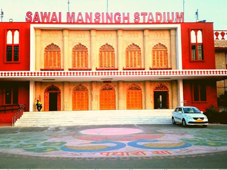 बैडमिंटन में खिलाड़ियों को दिए कांस्य पदक