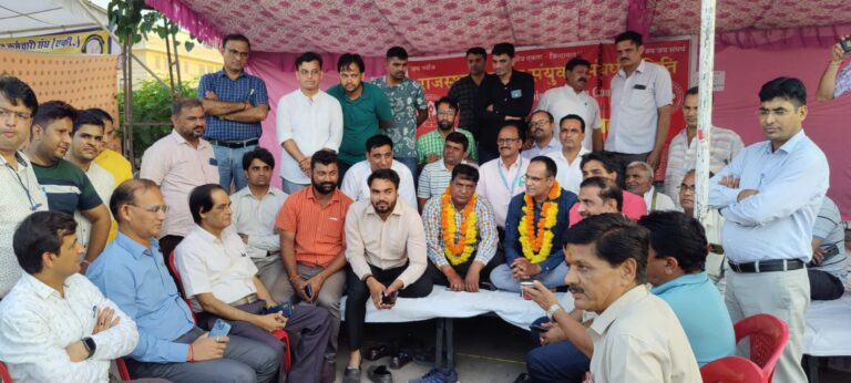 सरकार से वार्ता के बाद नर्सेंज आन्दोलन एवं प्रस्तावित हड़ताल स्थगित 