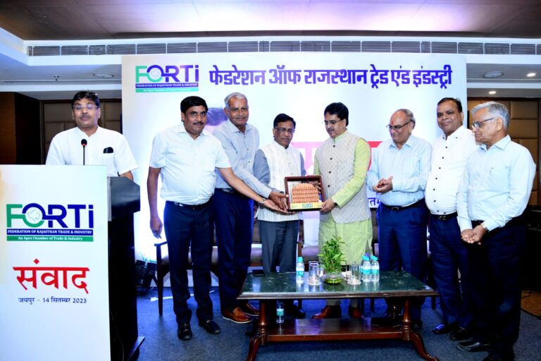 त्रिपुरा के सीएम डॉ माणिक साहा ने त्रिपुरा में राजस्थानी उद्योगपतियों को निवेश के लिए आमंत्रण दिया 