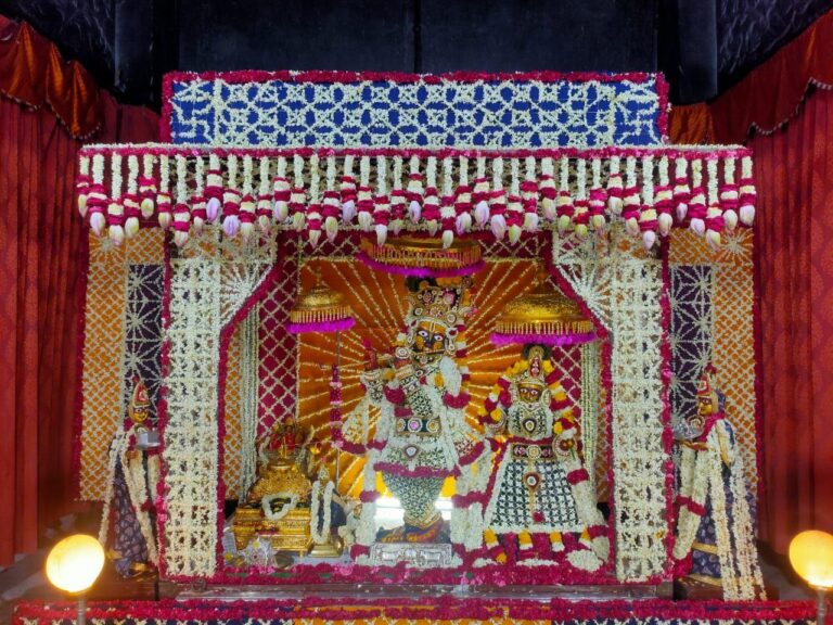 श्री गोविन्द देव जी मंदिर कल होगा जन्माष्टमी उत्सव सुरक्षा पूरी तरह से चाक चौबंद