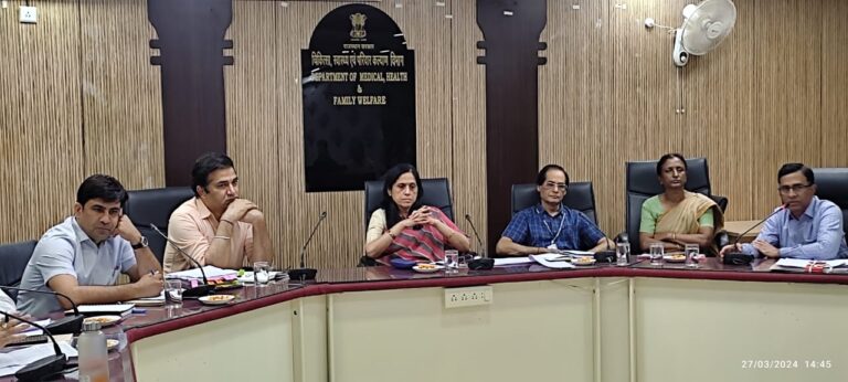 मौसमी बीमारियों से बचाव के लिए शुरू की तैयारियां  मच्छर जनित बीमारियों की रोकथाम के लिए क्रेश प्रोग्राम एक अप्रेल से