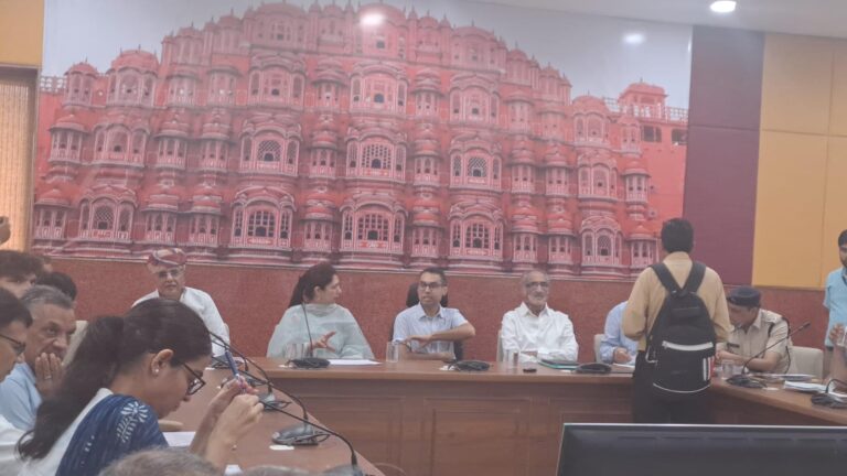 जनसुनवाई में आमजन की समस्याओं का मौके पर निस्तारण