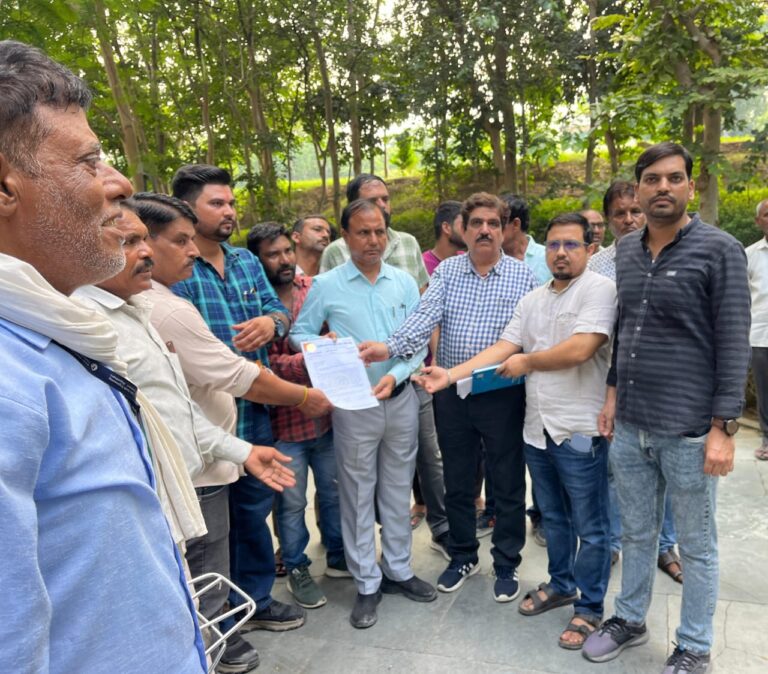 ऐतिहासिक धरोहर के साथ छेड़छाड़ का जलदाय कर्मचारियों ने किया विरोध