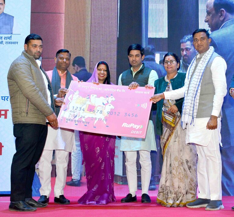 किसान सम्मेलन में आगंतुकों के आकर्षण का केंद्र बनी जिला स्तरीय प्रदर्शनी