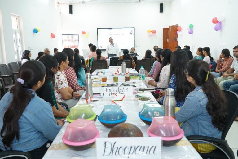 ब्यूटी प्रोडक्ट्स में प्राकृतिक ओर रासायनिक मुक्त विकल्पों की मांग बढ़ रही है – प्रो संजीव शर्मा