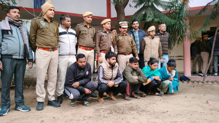 फर्जी कॉल सेंटर बनाकर एईपीएस सेवा देने के नाम पर ठगी करने वाले 5 गिरफ्तार