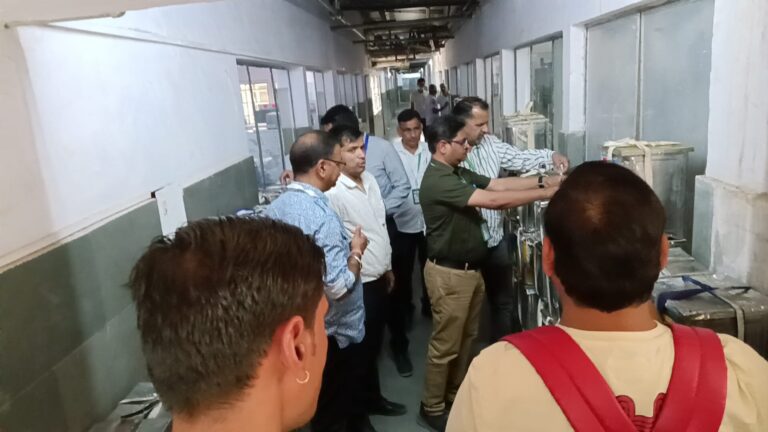 मिलावट के खिलाफ अभियान में 8100 किलो घटिया मावा जब्त