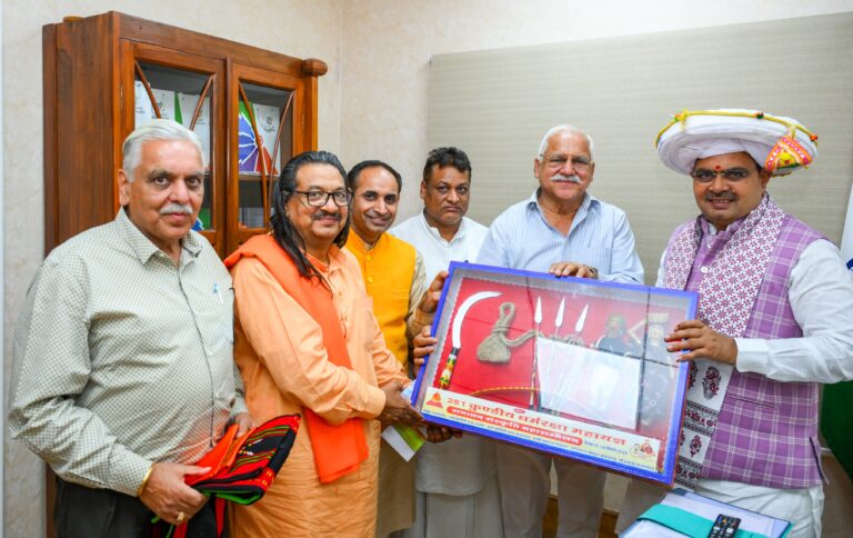 150 कुंडीय महायज्ञ व गौ पूजन का मुख्यमंत्री भजनलाल दिया आमंत्रण