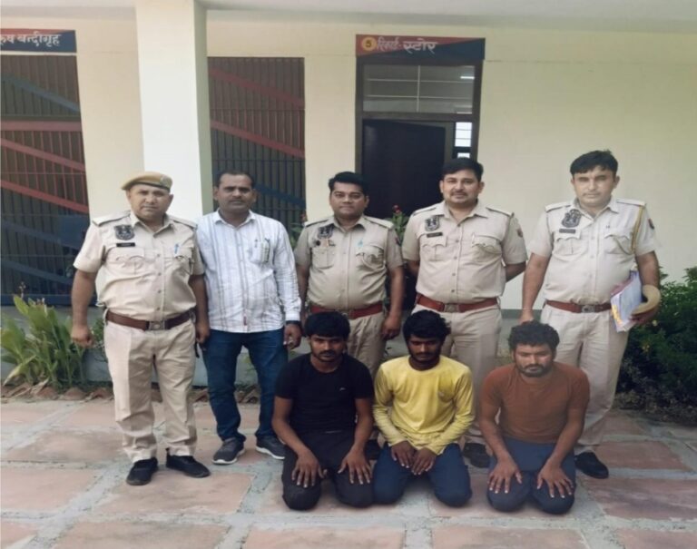 बिजली के ट्रांसफार्मर से कॉपर वायर, तेल चोरी करने वाले गिरफ्तार