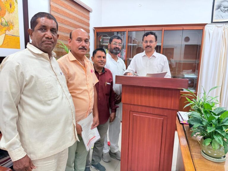 मंत्रालयिक संवर्ग का रिव्यू शीघ्र कराने की मांग 