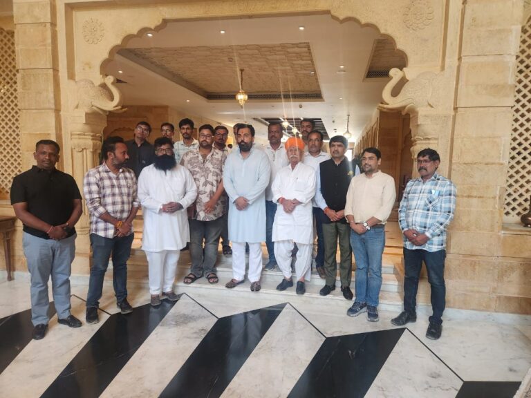 जिले को स्वच्छ रखना व्यापारियों की पहली जिम्मेदारी – डॉ. मेवाड़