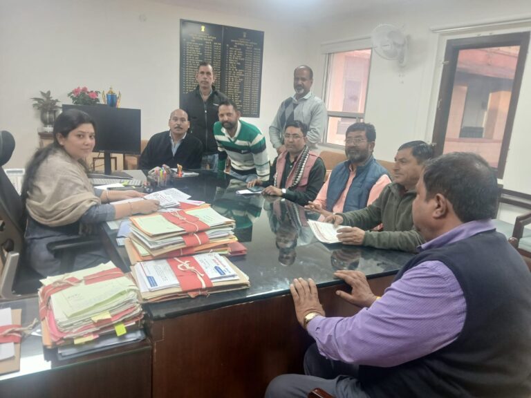 पदोन्नति हेतु अनुभव में 2 वर्ष की पूर्ण छूट को बजट घोषणा में शामिल करने की मांग