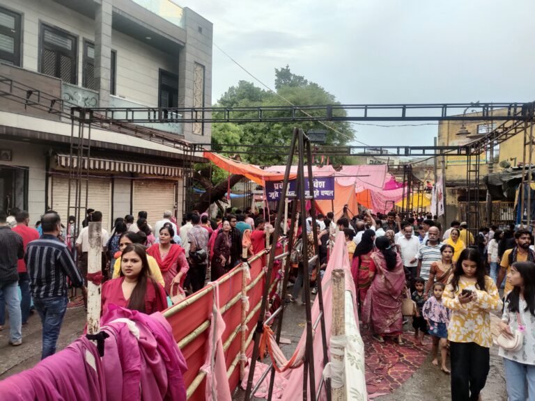 निर्जला एकादशी पर गोविन्द देव जी मंदिर में दर्शनार्थी को हुई परेशानी का कोई धणी धोरी नहीं