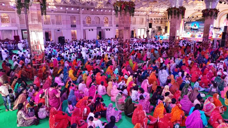 दिव्य ज्योति जाग्रति संस्थान का गुरु पूर्णिमा महोत्सव आयोजन जयपुर में हुआ